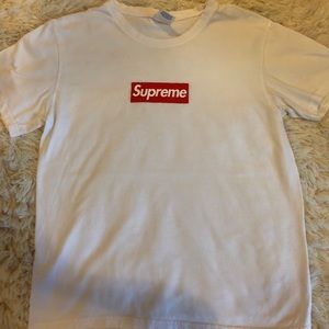 Supreme Box Tee Logo
